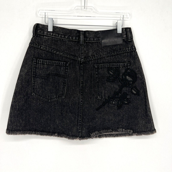 Marc Jacobs Denim Skirt Womens 29 Punk Patches Embroidered Black Goth Grunge - Picture 2 of 9